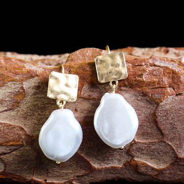 Fashion Simple Temperament Simulation Shaped Pearl Earrings
