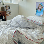 Milk Small Blue Checks / 150cm Bed Sheet