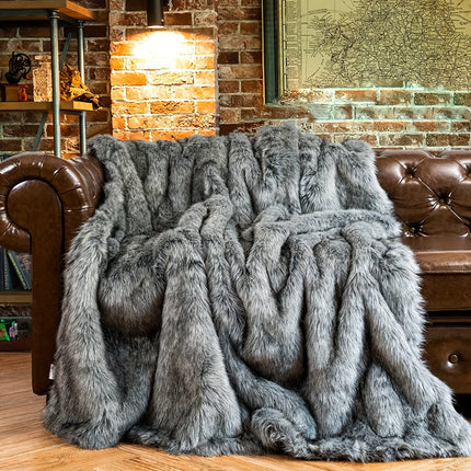 Luxury Reversible Fox Fur & Plush Velvet Throw Blanket - Super Soft Fluffy All-Season Grey Elegant Blanket