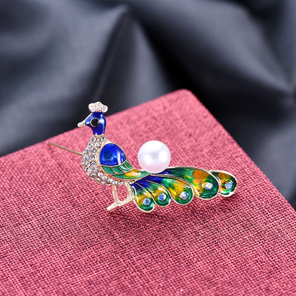 Exquisite Peacock Zircon Animal Brooch Luxury