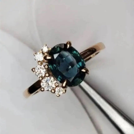 Light Luxury Brass Gold-plated Inlaid Blue Zircon Ring