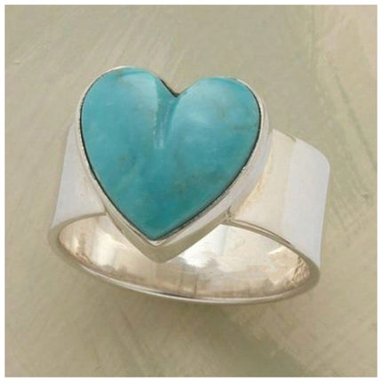 Womens Retro Heart-Shaped Geometric Ring