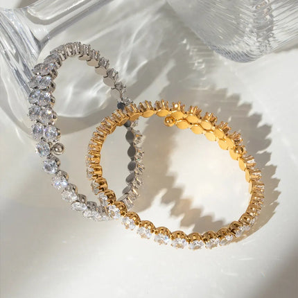 070a687c-b055-454b-a5c3-5f746f8cc959-Max