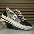 Black / US 9.5