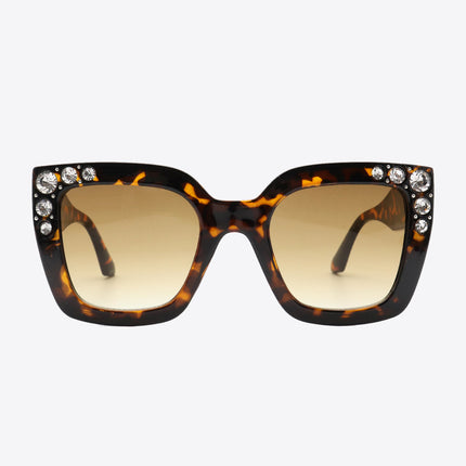 0f0047f59022401da769ca7173d8878a-Max