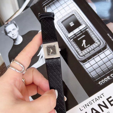 Square Retro Design Fashion Women's Leather Watch