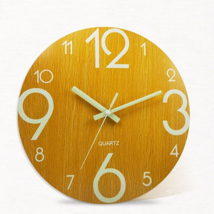 Silent luminous wall clock