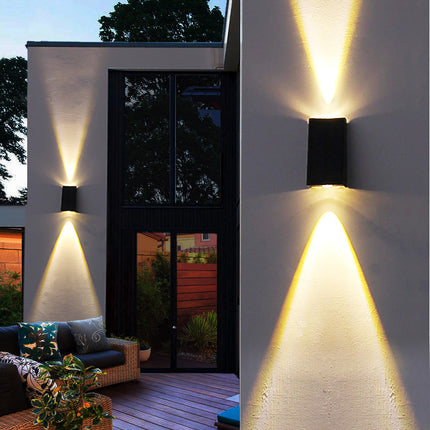 Simple Double Head Outdoor Solar Wall Light