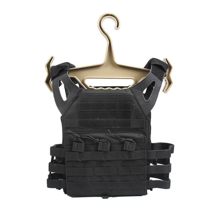 Outdoor training vest hanger
