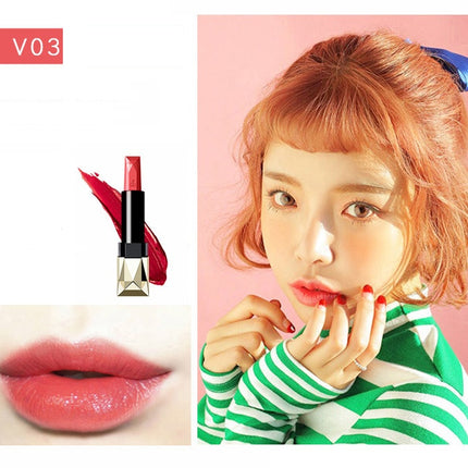 Long lasting moisturizing matte lipstick