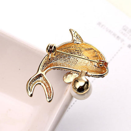 European and American new dolphin brooch