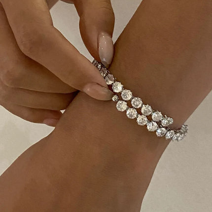 14311934-d95b-487f-8ea9-c61d30159b45-Max