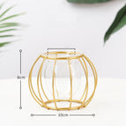 Geometric circle gold