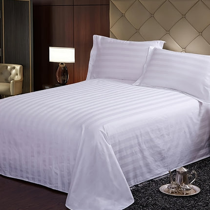 A Complete Set of White Bedding, Striped Double Bedding, Soft And Comfortable Down Comforter Cover