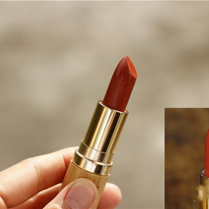 Natural inedible plant lipstick