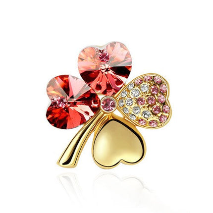 Sweet four-leaf clover diamond brooch