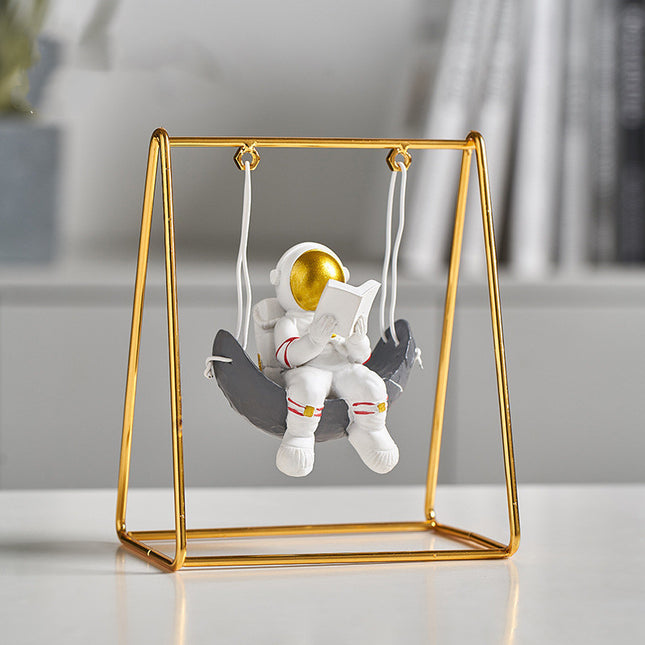 Office Desktop Astronaut Small Decorative Wine Cabinet