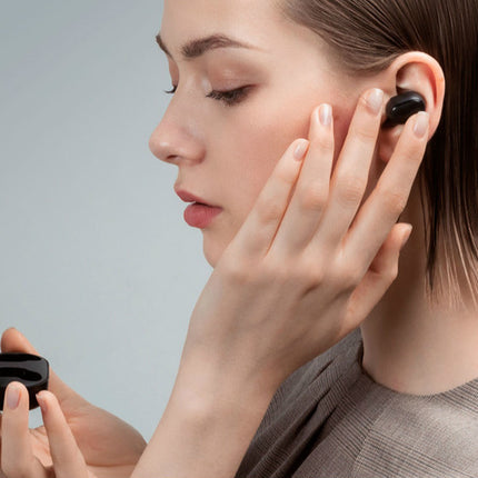 Wireless sports running headphones