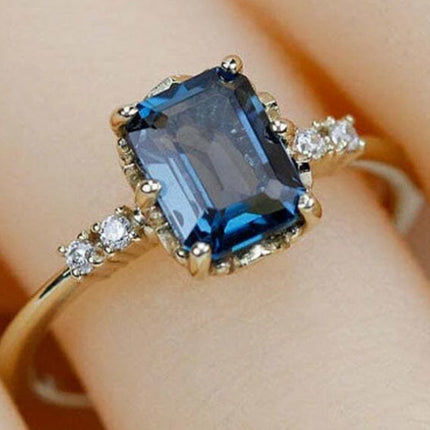 Micro-inlaid Crystal Zircon Ring Sweet French Style