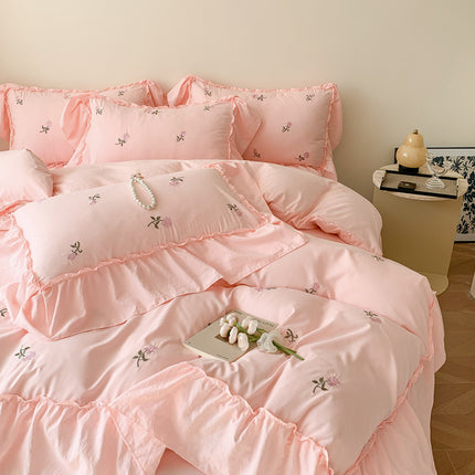 Embroidered Wide Edge Floral Duvet Cover Fitted Sheet