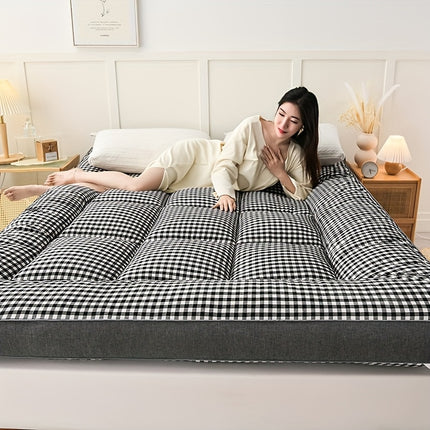 1pc Soft And Warm Japanese-Style Grid Mattress, Foldable, Suitable for Floors And Tatami, Usable in All Seasons