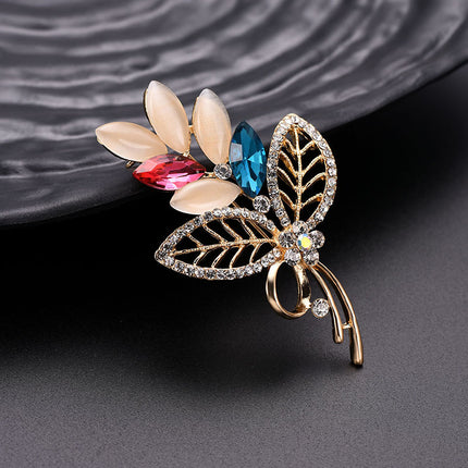 Fashion Alloy Diamond Hollow Leaf Brooch