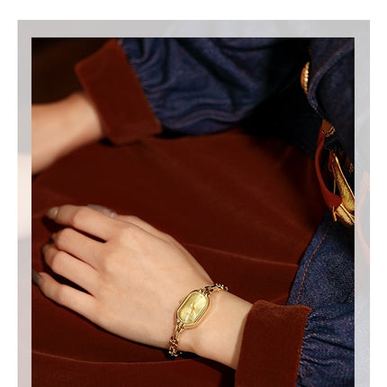 Medieval Small Retro Small Golden Watch Oval Light Luxury Artistic Fashion Quartz