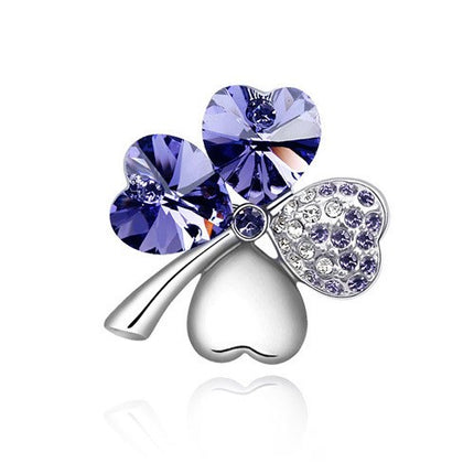 Sweet four-leaf clover diamond brooch