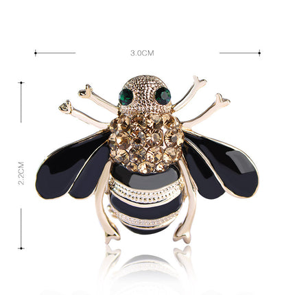 Cute bee brooch cardigan pin