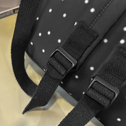 Girls' School Backpack with Capybara Design - Large Capacity Travel Bookbag, Adjustable Straps & Zipper