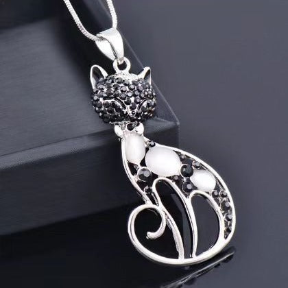 Cute Crystal Shining Diamond Opal Cartoon Fox Cat Necklace