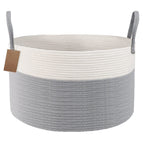 Gray And White / 51x34cm