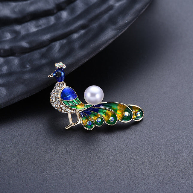Exquisite Peacock Zircon Animal Brooch Luxury
