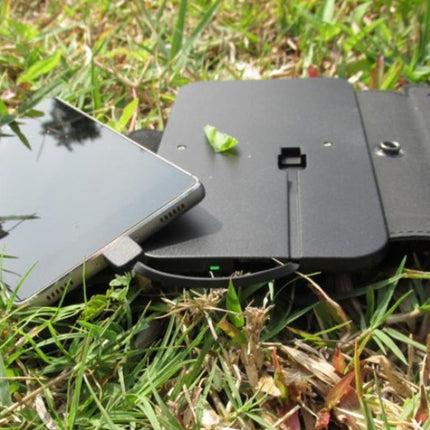 Outdoor 8W folding solar charger Direct charging collapsible solar package Off-road emergency mobile power supply