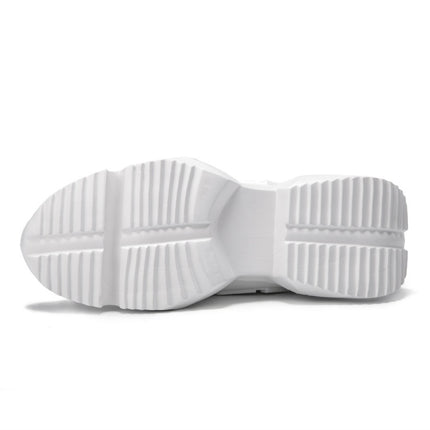 Increased thick-soled sneakers