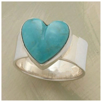 Womens Retro Heart-Shaped Geometric Ring