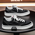 Black / US 6.5
