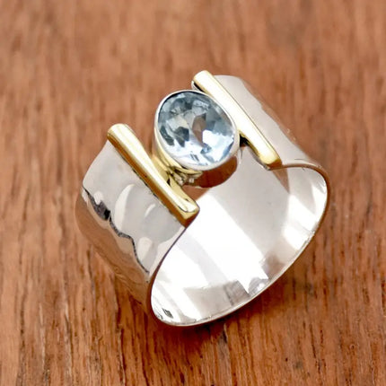 Geometric Hollowed-Out Gold-Inlaid Vintage Creative Ring