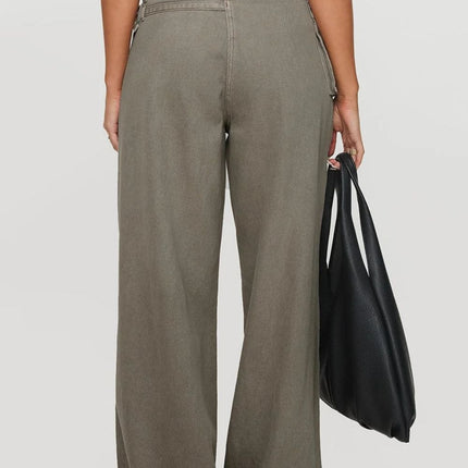 3f5b07b8-1580-4e53-a9dc-95e6e339bca0-Max