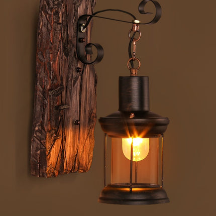 Distressed retro wall lamp