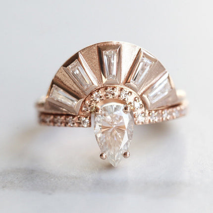 Retro-style Brushed Rose Gold Ring Set With Zircons