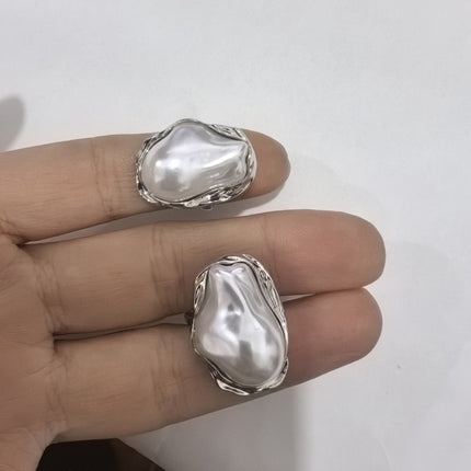 Retro Irregular-Shaped Pearl Ring For Women