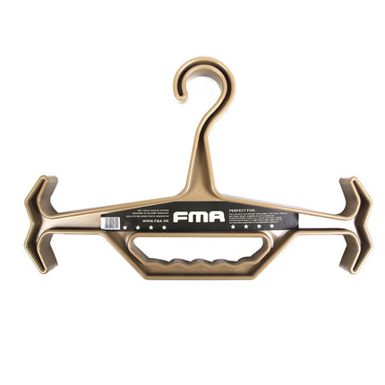 Outdoor training vest hanger