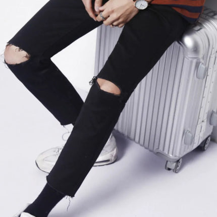 4439feed-057b-480a-ae88-cf1eab4c7d81-Max