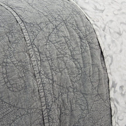 Gray Damask Queen Quilt