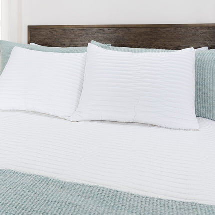 92" X 106" White Geometric Cotton Quilt