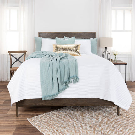 92" X 106" White Geometric Cotton Quilt