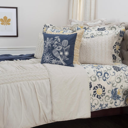 Ivory Geometric King Quilt