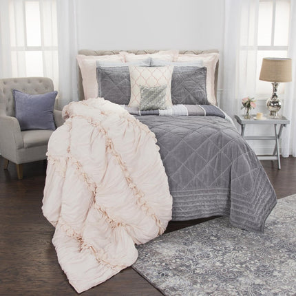 92" X 106" Gray Geometric Cotton Quilt