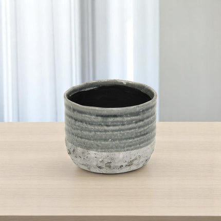 Gray Ceramic 36 Ounce Two Toned Round Distressed Pot Planter